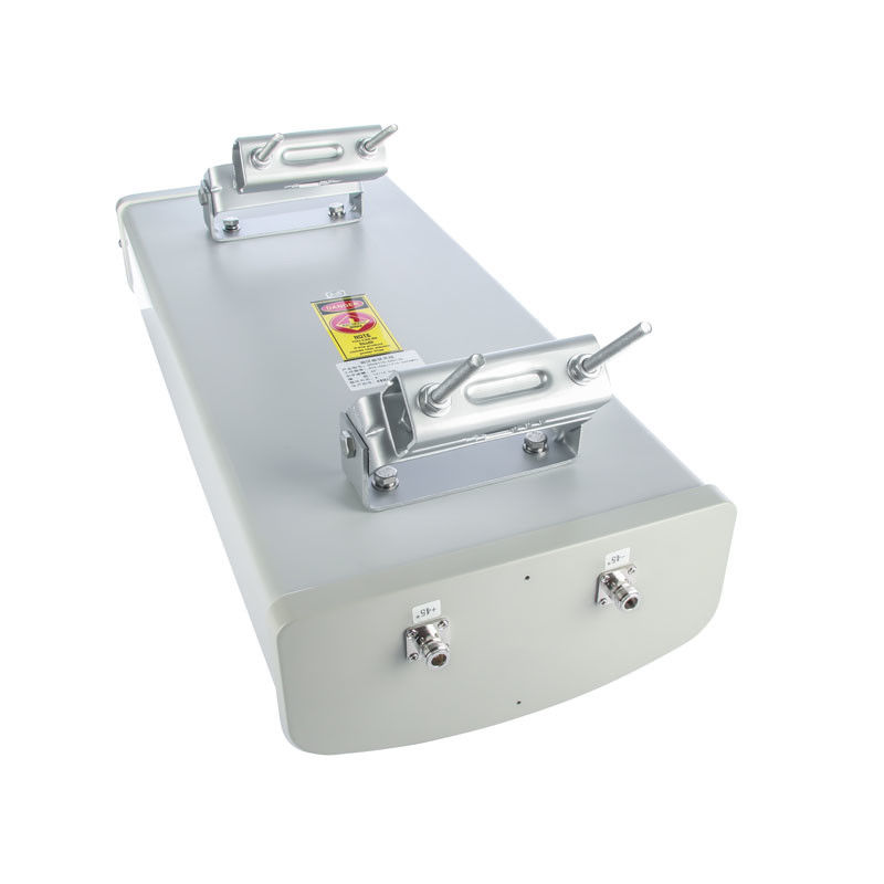 VSWR≤1.5 Dual Sector Antennas for Wireless Networks 7° Vertical Beam Width